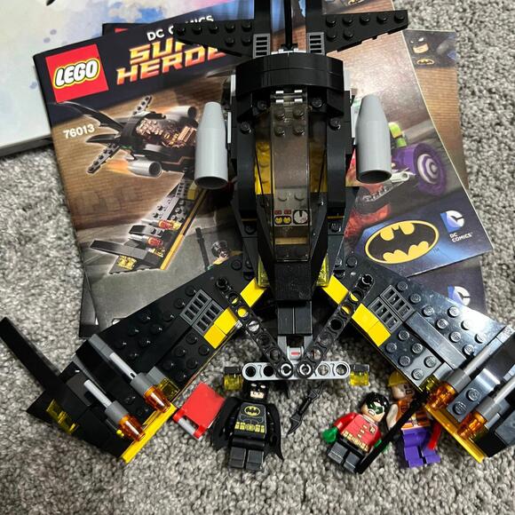 LEGO 76013 DC Super Heroes: Batman:  Joker Steam Roller - Picture 4 of 4